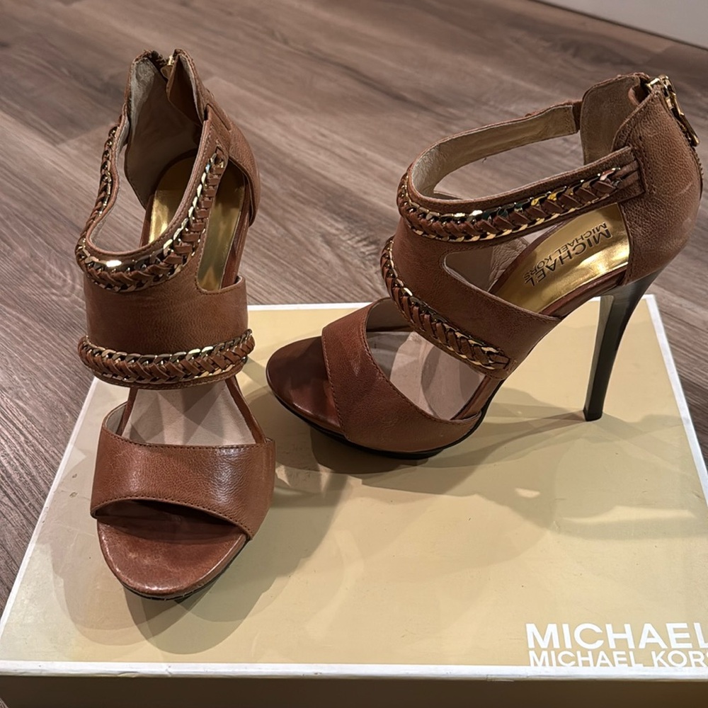 Michael kors brown leather heels